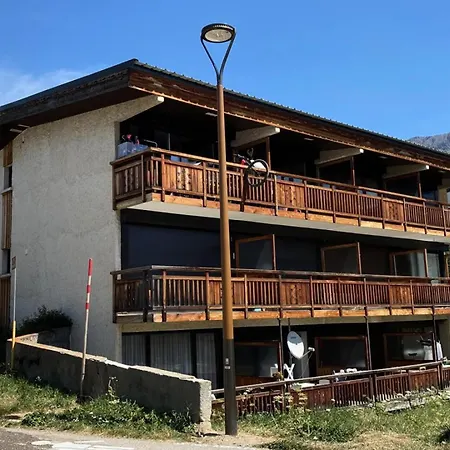 Milady - + Hall Habitable Alpe D'huez Centre Station Mae-3451 Apartment